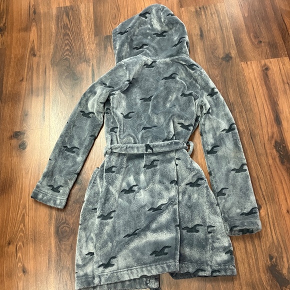 Hollister Gray Seagull Fleece Plush Hooded Robe XXS - Picture 4 of 4